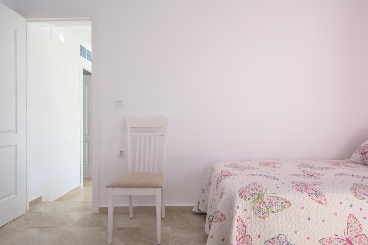 קוניל דה לה פרונטרה Apartamento Juan 1 מראה חיצוני תמונה